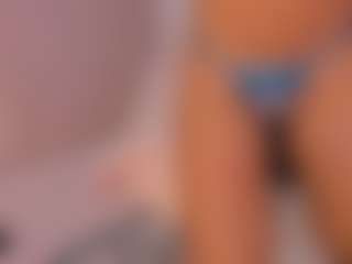 isabella-bunny's Live Sex Cam Show