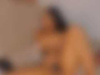 isabella-bunny's Live Sex Cam Show