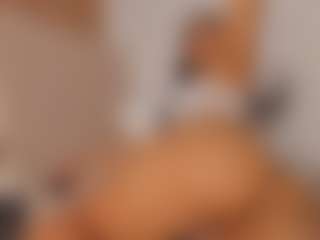 isabella-bunny's Live Sex Cam Show