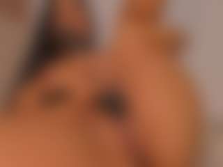 isabella-bunny's Live Sex Cam Show
