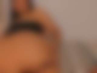 isabella-bunny's Live Sex Cam Show
