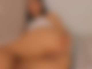 isabella-bunny's Live Sex Cam Show
