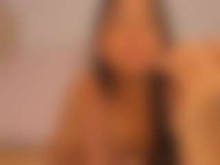 isabella-bunny's Live Sex Cam Show