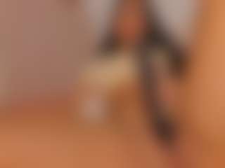 isabella-bunny's Live Sex Cam Show