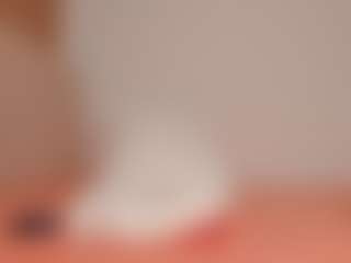 isabella-bunny's Live Sex Cam Show
