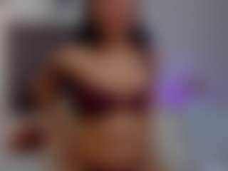 isabella-bunny's Live Sex Cam Show