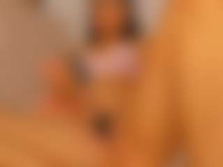 Live cam show with isabella-bunny - Solo on Latina Girls
