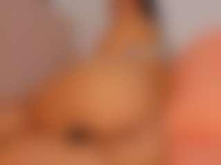 isabella-bunny's Live Sex Cam Show