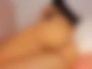 isabella-bunny's Live Sex Cam Show