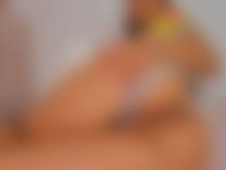 isabella-bunny's Live Sex Cam Show