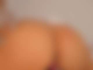 isabella-bunny's Live Sex Cam Show