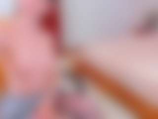 Live cam show with Pantyhose_Lizz - Middle Aged on boobsie.com