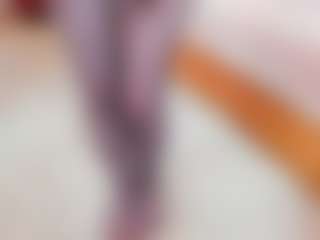 Live cam show with Pantyhose_Lizz - Petite on 1on1-livenow
