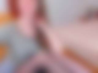 Live cam show with Pantyhose_Lizz - Grey Eyes on milfzrlive.com