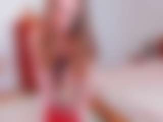 Live cam show with Pantyhose_Lizz - Upskirt on livesuperchat.net