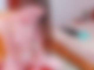 Live cam show with Pantyhose_Lizz - Brown Hair on livesuperchat.net