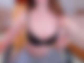 Live cam show with Pantyhose_Lizz - Middle Aged on Mixed Magazine Live
