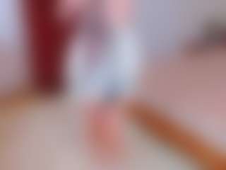 Live cam show with Pantyhose_Lizz - Brown Hair on SinfulBabes