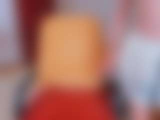 Live cam show with Pantyhose_Lizz - Athletic Middle Aged on xDating