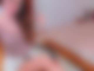 Live cam show with Pantyhose_Lizz - Brown Hair Petite on justonemore.cc
