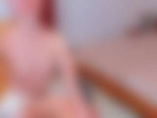 Live cam show with Pantyhose_Lizz - Fingering MILF on live18s.com