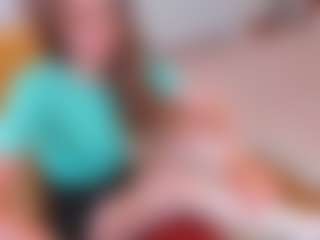 Live cam show with Pantyhose_Lizz - Brown Hair MILF on PervPlay.com