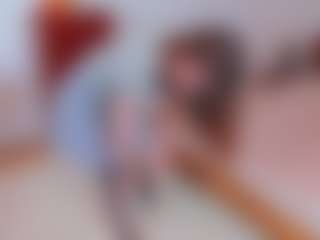Live cam show with Pantyhose_Lizz - Upskirt on camwithhim.com