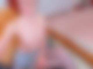 Live cam show with Pantyhose_Lizz - Glasses on Camsoda