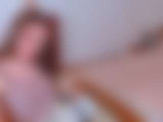 Live cam show with Pantyhose_Lizz - Brown Hair MILF on Streamer API