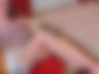 Live cam show with Pantyhose_Lizz - Skinny MILF on Camsoda