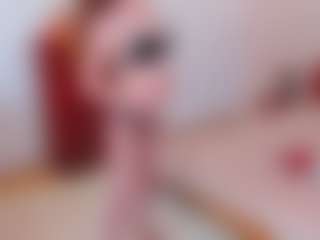 Live cam show with Pantyhose_Lizz - Glasses on CamClone