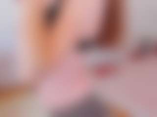 Live cam show with Pantyhose_Lizz - Brown Hair MILF on Streamer API