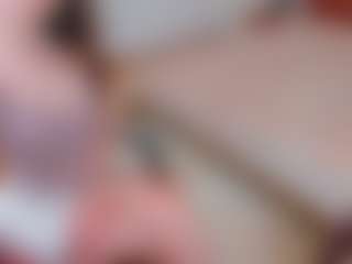 Live cam show with Pantyhose_Lizz - Skinny MILF on Milf Play