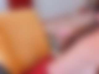 Live cam show with Pantyhose_Lizz - Skinny MILF on xfollow cams