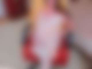 Live cam show with Pantyhose_Lizz - Fingering on Milfs Live