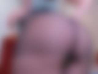 Live cam show with Pantyhose_Lizz - Strip MILF on Uber Horny