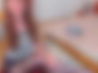 Live cam show with Pantyhose_Lizz - Blue Eyes on TastyBlacksLive