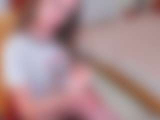 Live cam show with Pantyhose_Lizz - Athletic Middle Aged on Free Soda