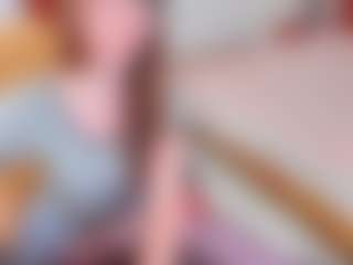 Live cam show with Pantyhose_Lizz - Brown Hair MILF on CamSodaAdn