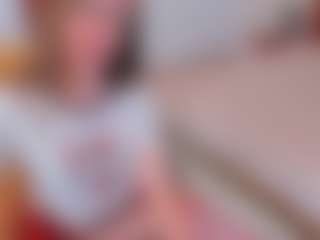 Live cam show with Pantyhose_Lizz - Skinny MILF on Camsoda