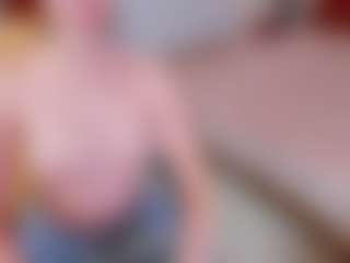 Live cam show with Pantyhose_Lizz - Mistress on StripNow