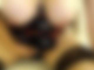 Live cam show with DanyMin - BBW on Camsoda