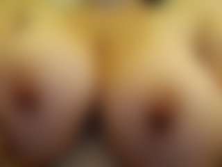 DanyMin's Live Sex Cam Show
