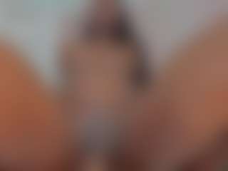 Live cam show with Maddy - Role Play on SquirtSoMuch