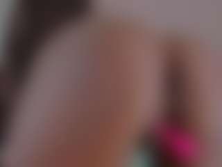 Live cam show with Maddy - Big Ass on sexytreat.net