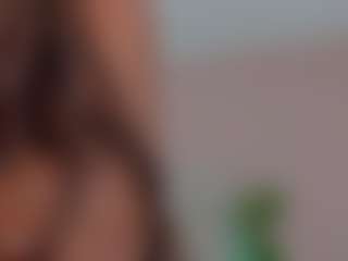 Live cam show with Maddy - Ebony on sexytreat.net | colombia