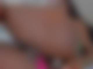 Live cam show with Maddy - Ebony on UwU Esports | colombia
