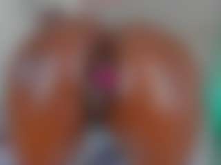 Live cam show with Maddy - Gape on Camming Site