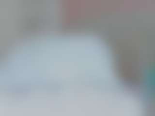 Live cam show with Maddy - Ebony on googirlz | colombia