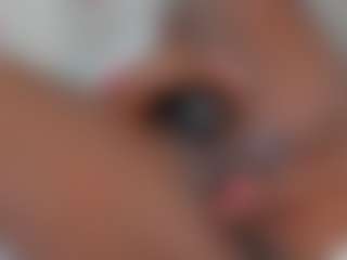Maddy's Live Sex Cam Show